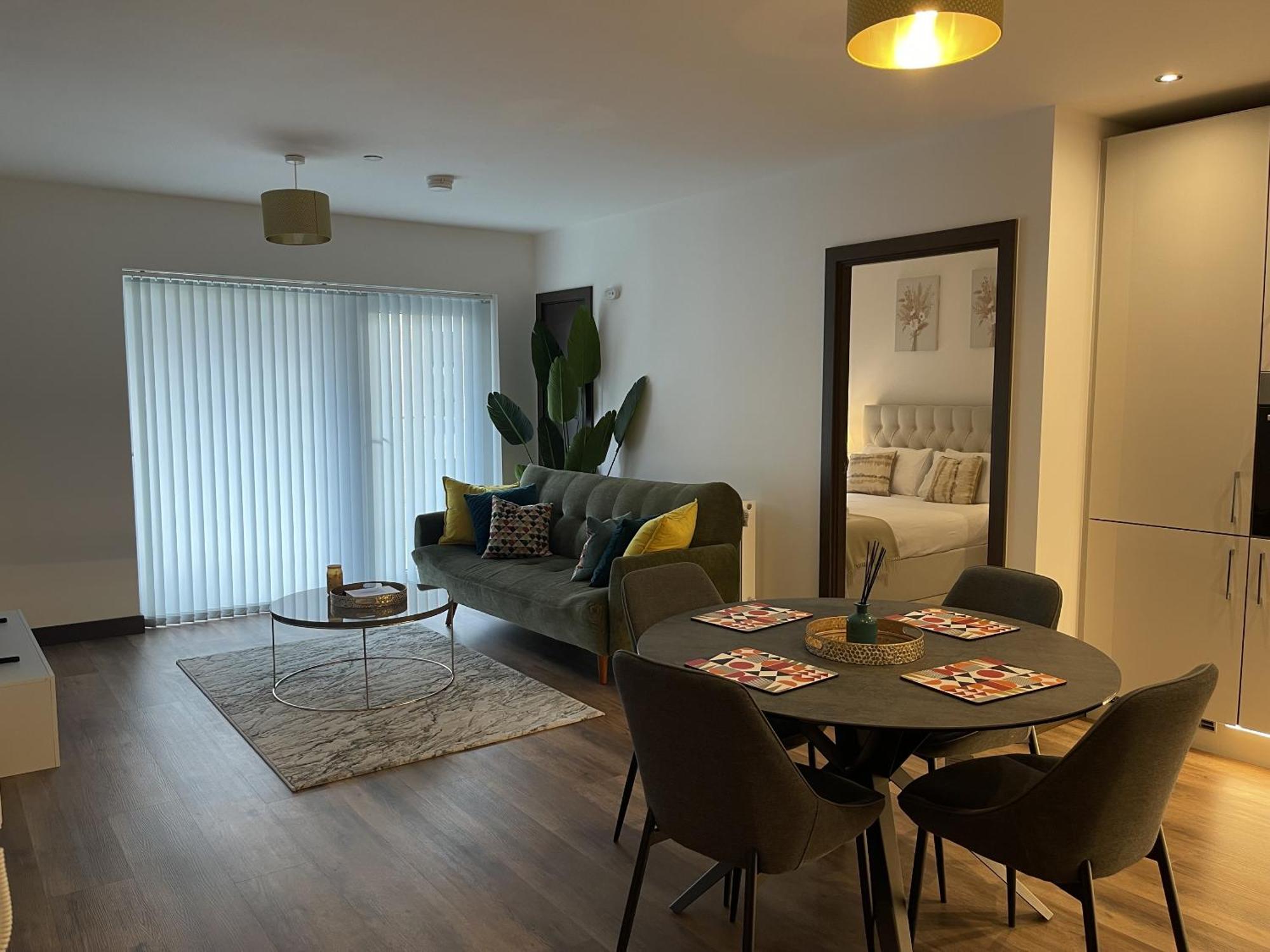 The Godfreys, Edinburgh Way, Harlow Bagian luar foto